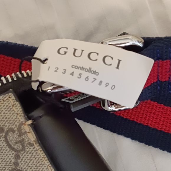 Gucci GG Supreme Courier Messenger Bag/ Shoulder Bag never worn - Picture 6 of 13